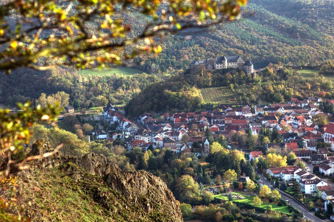 Ev.Familienferien-Und Bildungsstaette Ebernburg Hotel Bad Münster am Stein-Ebernburg Eksteriør billede
